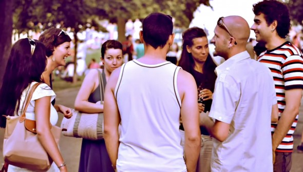 Mellow People.mp4_snapshot_00.14_[2015.09.30_04.48.21]